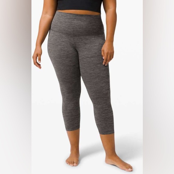 NWOT Lululemon Align Super High-Rise Crop 21" Heathered Black - Picture 2 of 5